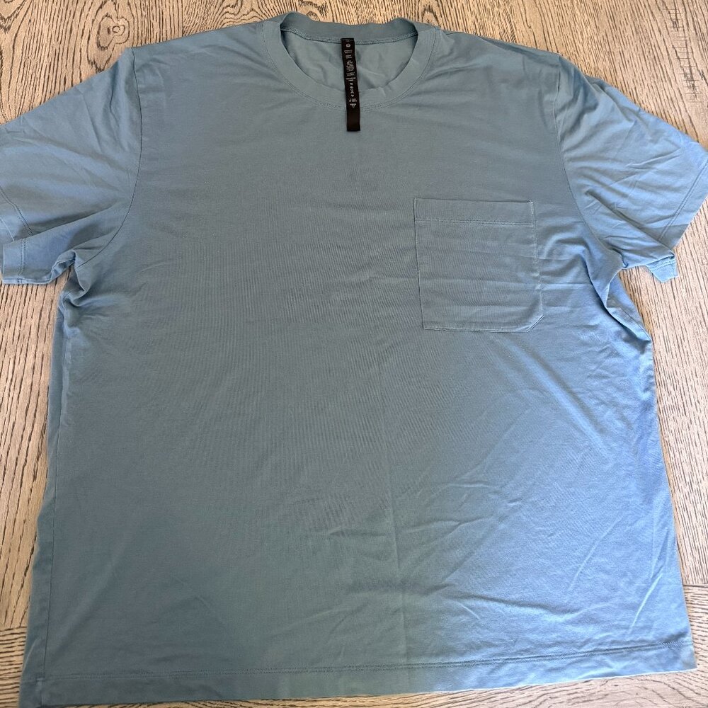 Lululemon Men’s Fundamental Oversized T-Shirt Blue (XL)